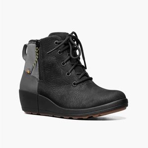 Bogs Vista Rugged Lace Wedges